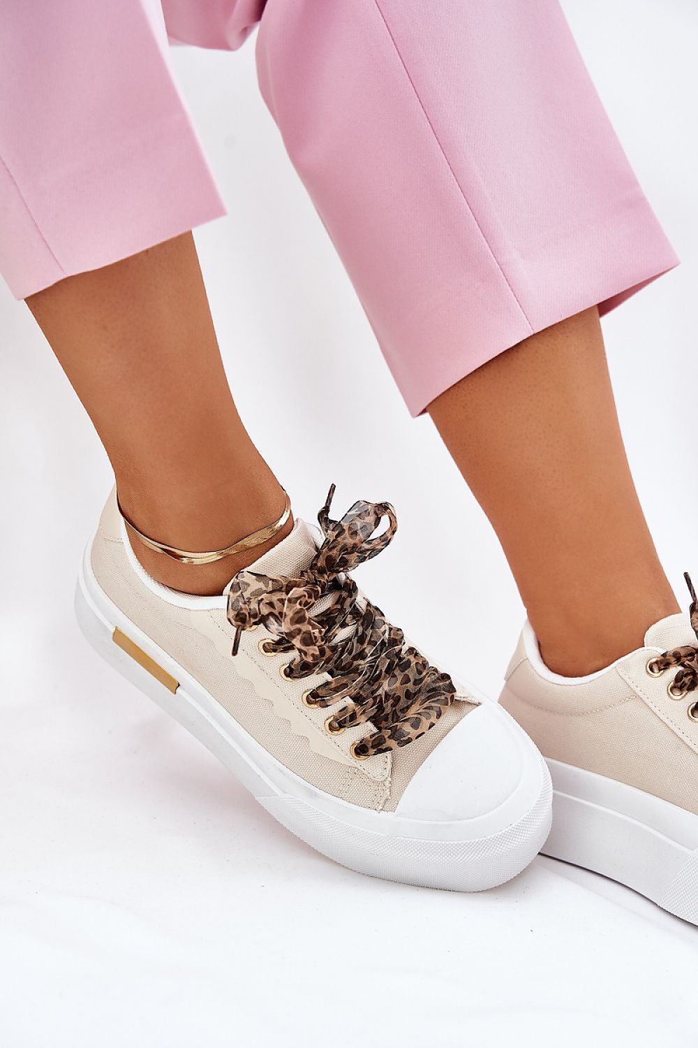 Sneakers model 209818 Step in style