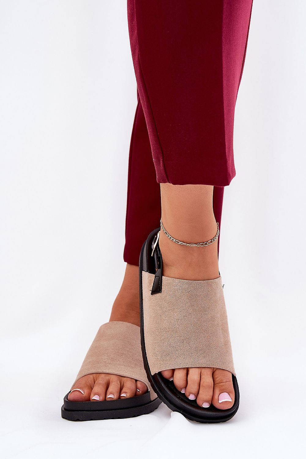 Sandals model 210047 Step in style