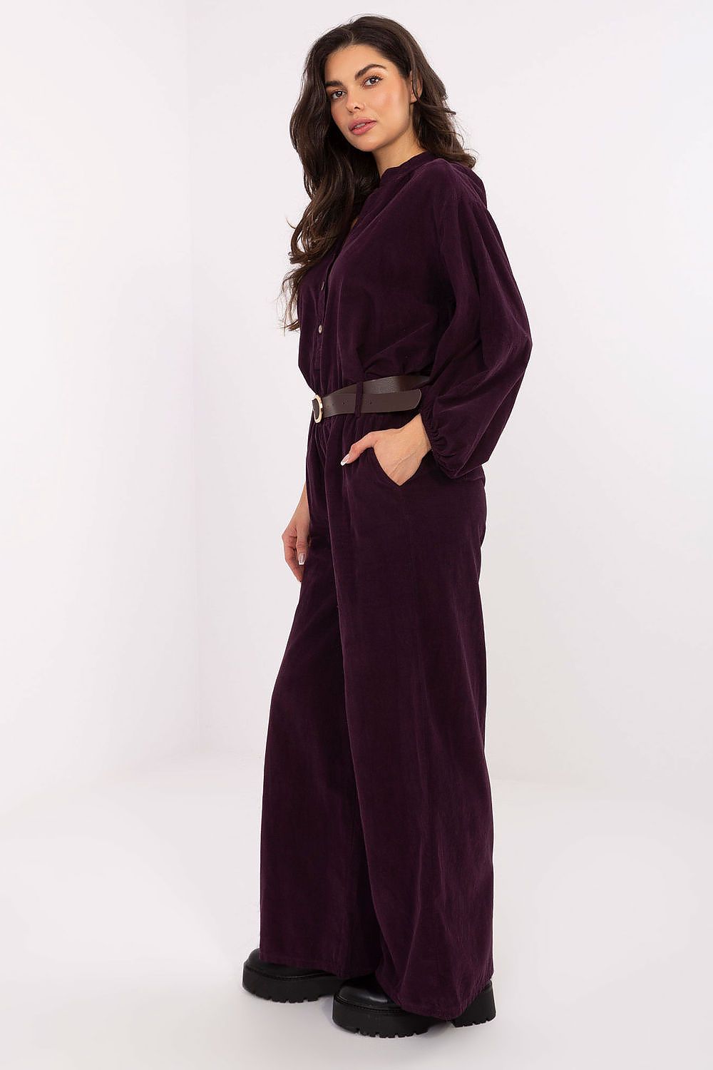 Women trousers model 220285 Italy Moda