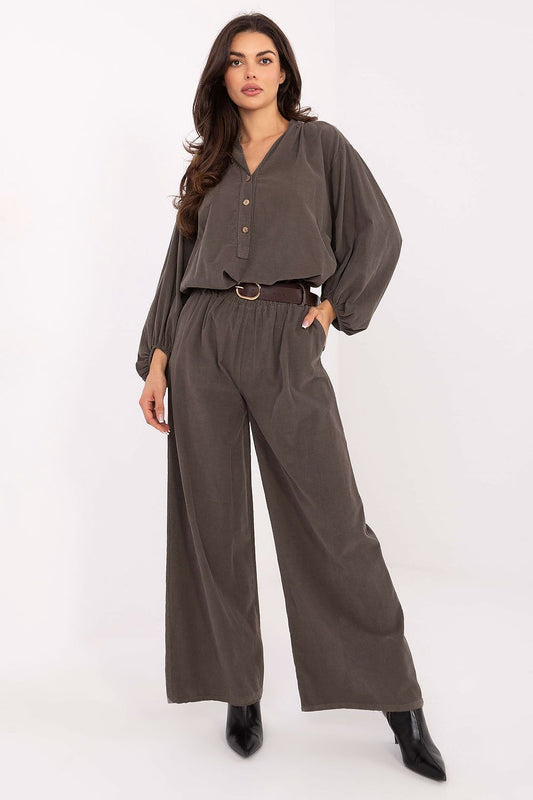 Women trousers model 220286 Italy Moda