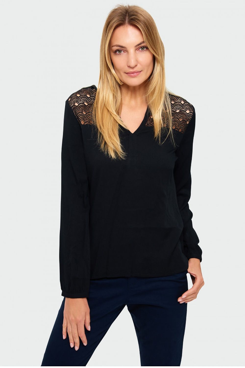 Blouse model 147034 Greenpoint