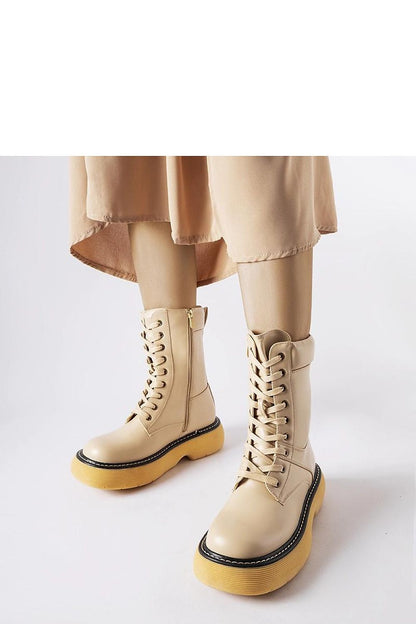  Trapper shoes model 205867 Solea 