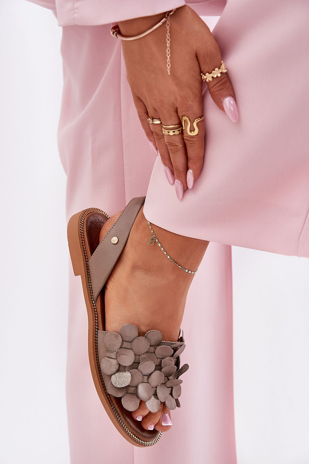  Sandals model 212123 Step in style 