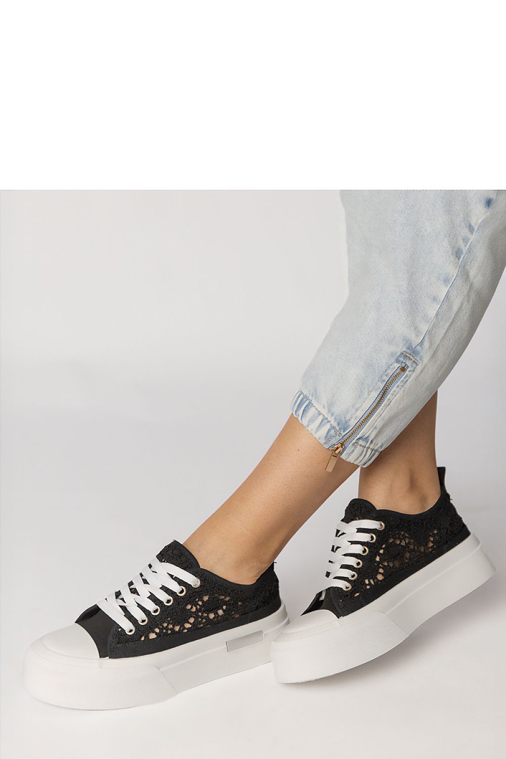  Sneakers model 213758 PRIMO 