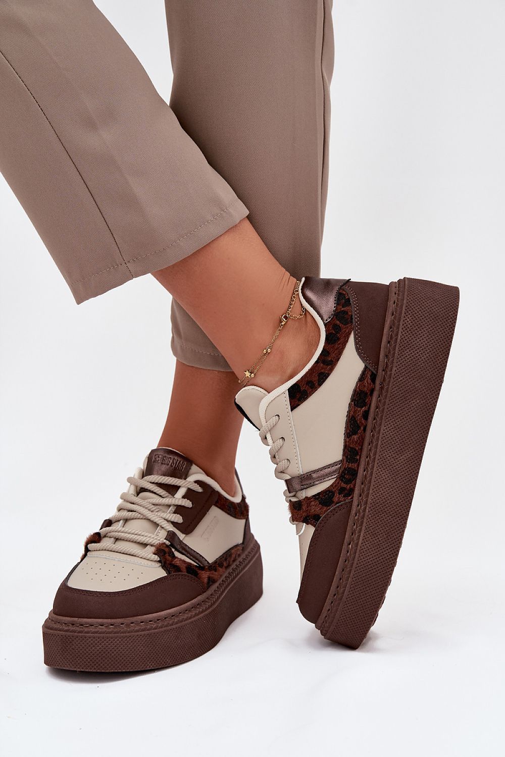  Sport Shoes model 216468 Step in style 