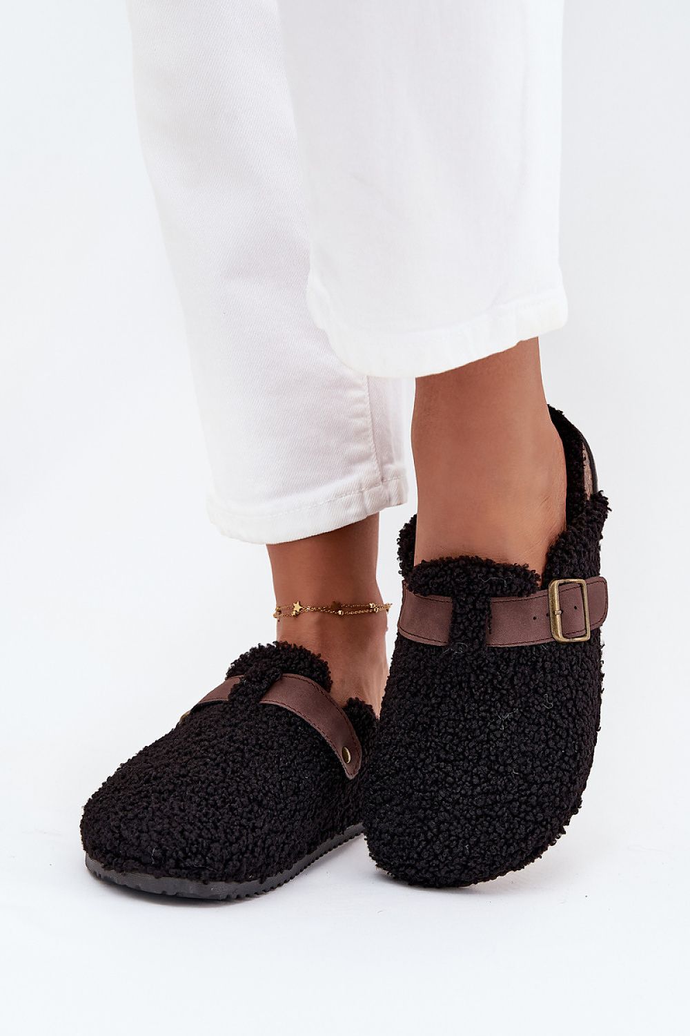  Slippers model 217490 Step in style 