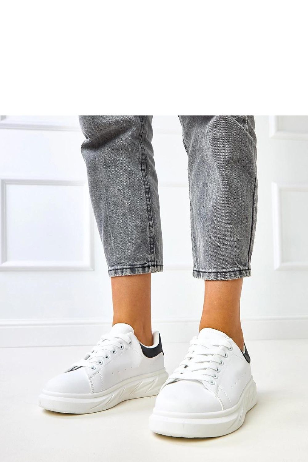  Sport Shoes model 218368 Solea 