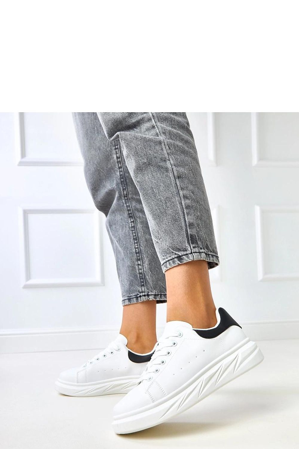  Sport Shoes model 218368 Solea 