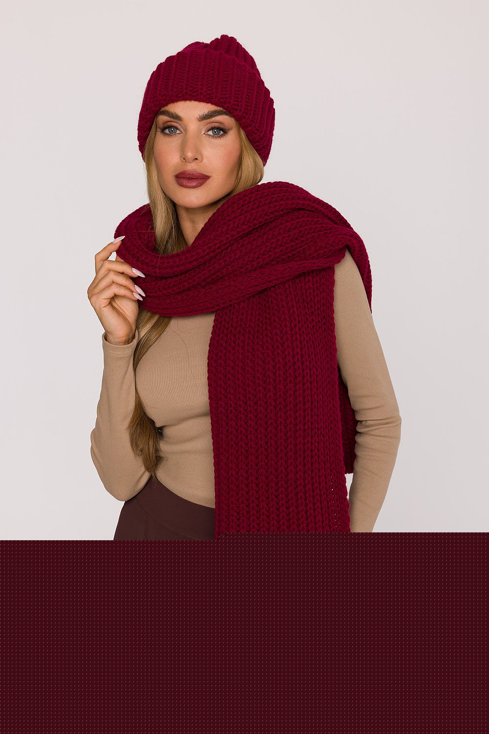  Shawl model 219552 Moe 