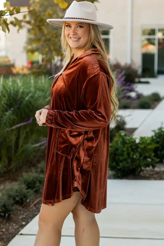 Elegant Pleated Velvet Dress - Plus Size-2