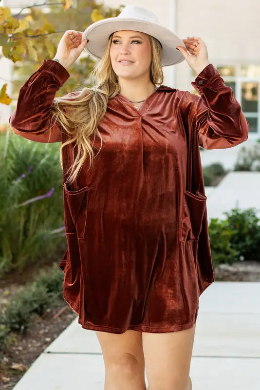 Elegant Pleated Velvet Dress - Plus Size-3